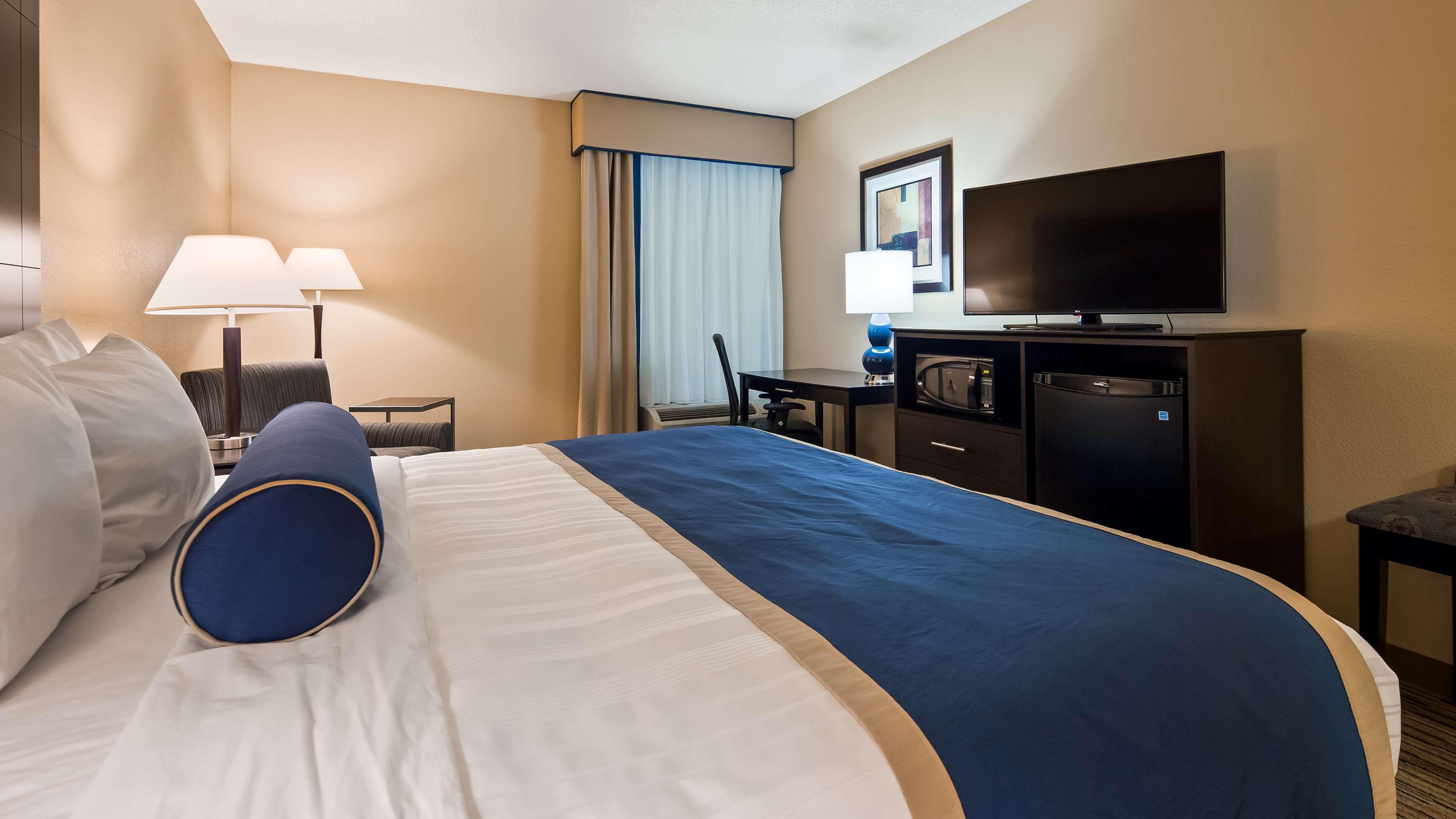 Best Western Ню Олбъни Екстериор снимка
