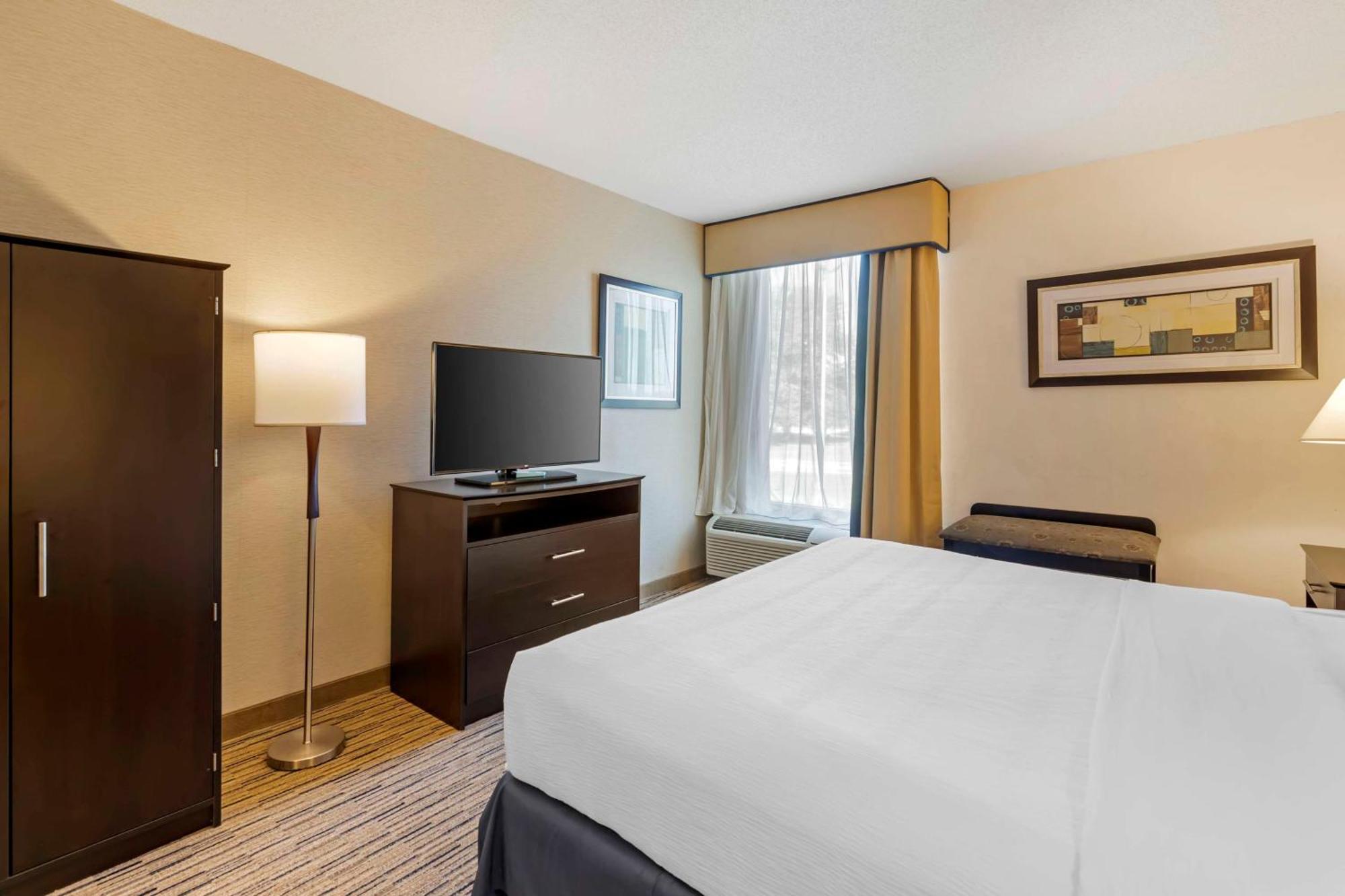 Best Western Ню Олбъни Екстериор снимка