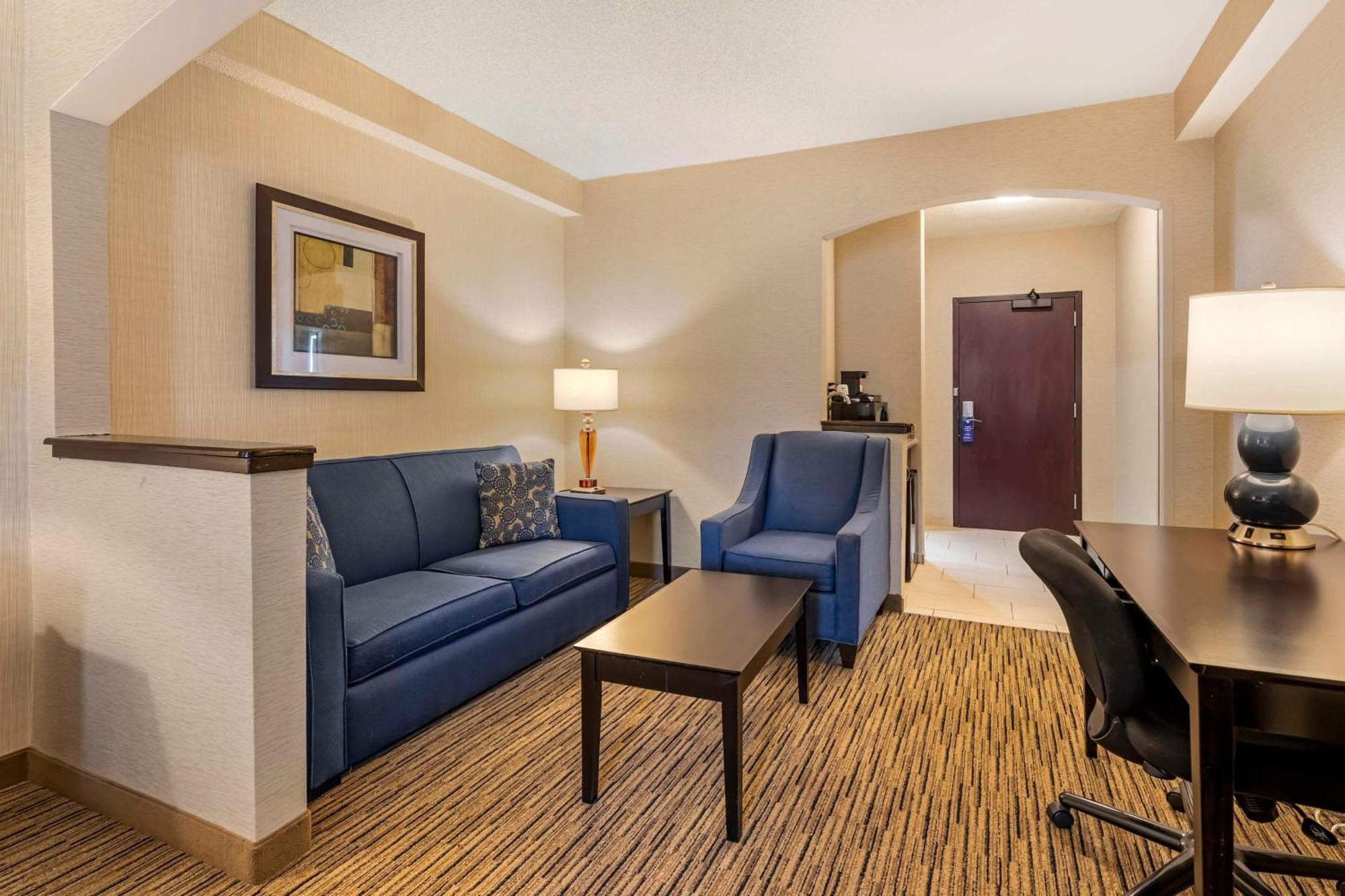 Best Western Ню Олбъни Екстериор снимка